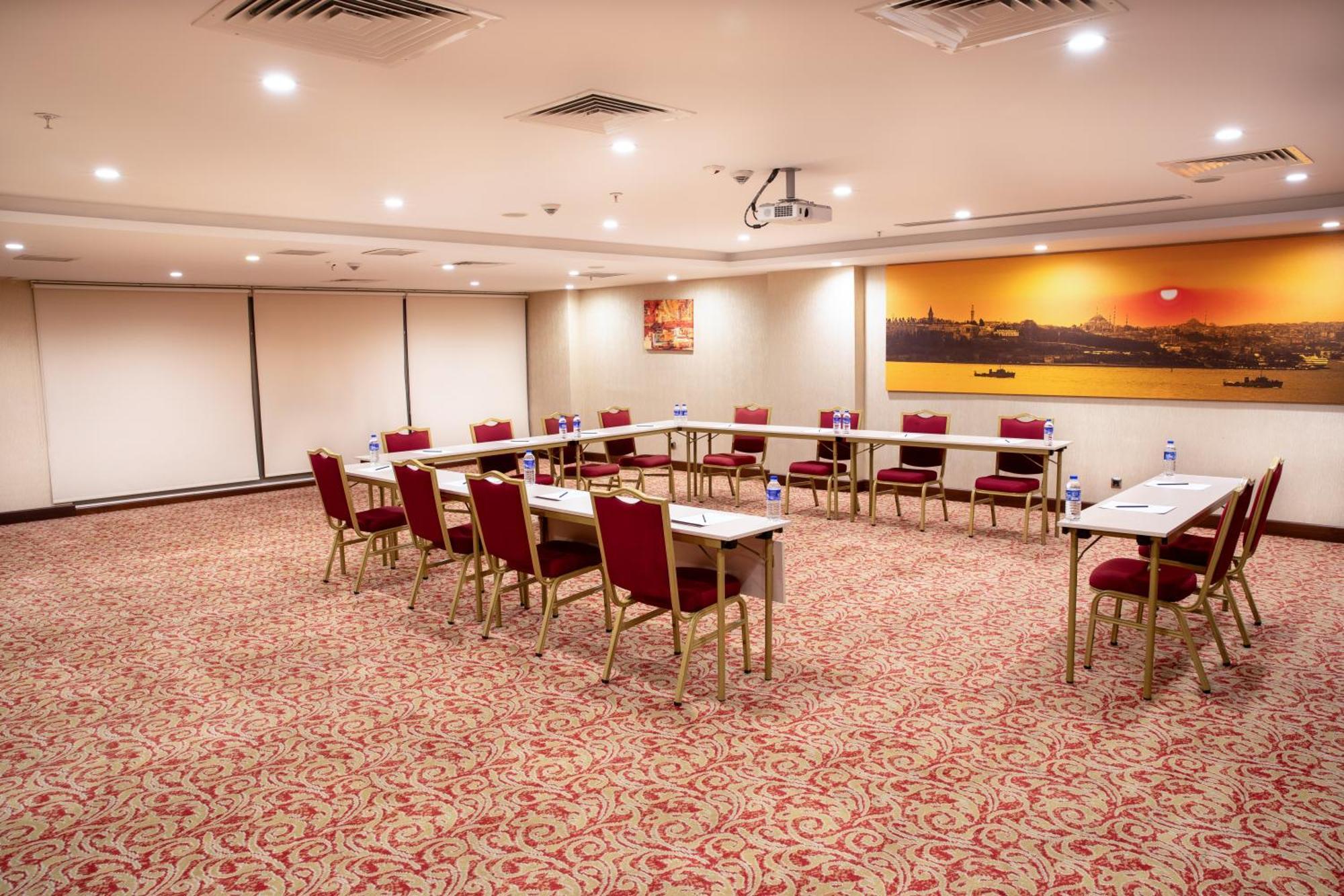 Grand Aras & Provincia di Istanbul